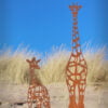 metal-giraffe-sculpture close up